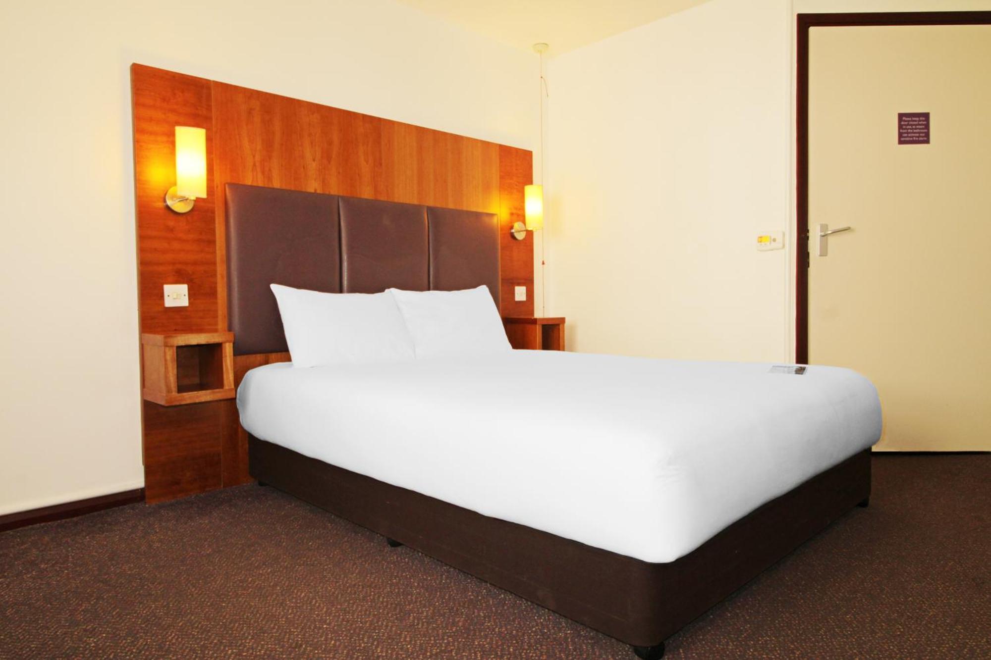 Casa Mere Manchester Airport, Knutsford, Sure Collection By Best Western Екстер'єр фото